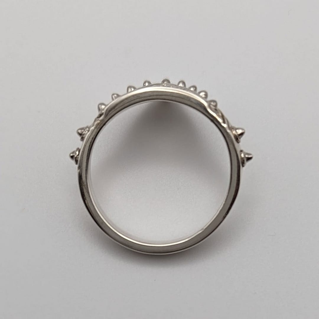 METAL + SHIELD RING SPIKED (925) - Image 3