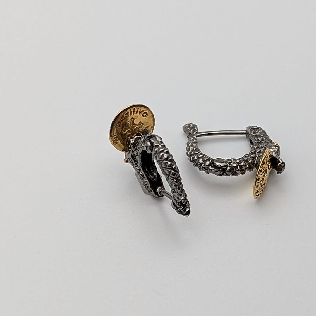 METAL + SERPENT EARRINGS (925 Blk Rh 18K YGV) - Image 2