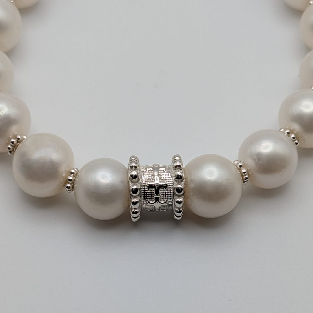 METAL + PEARL SM BARREL CHARM BRACELET S10 (925 Freshwater Pearl) - Image 4