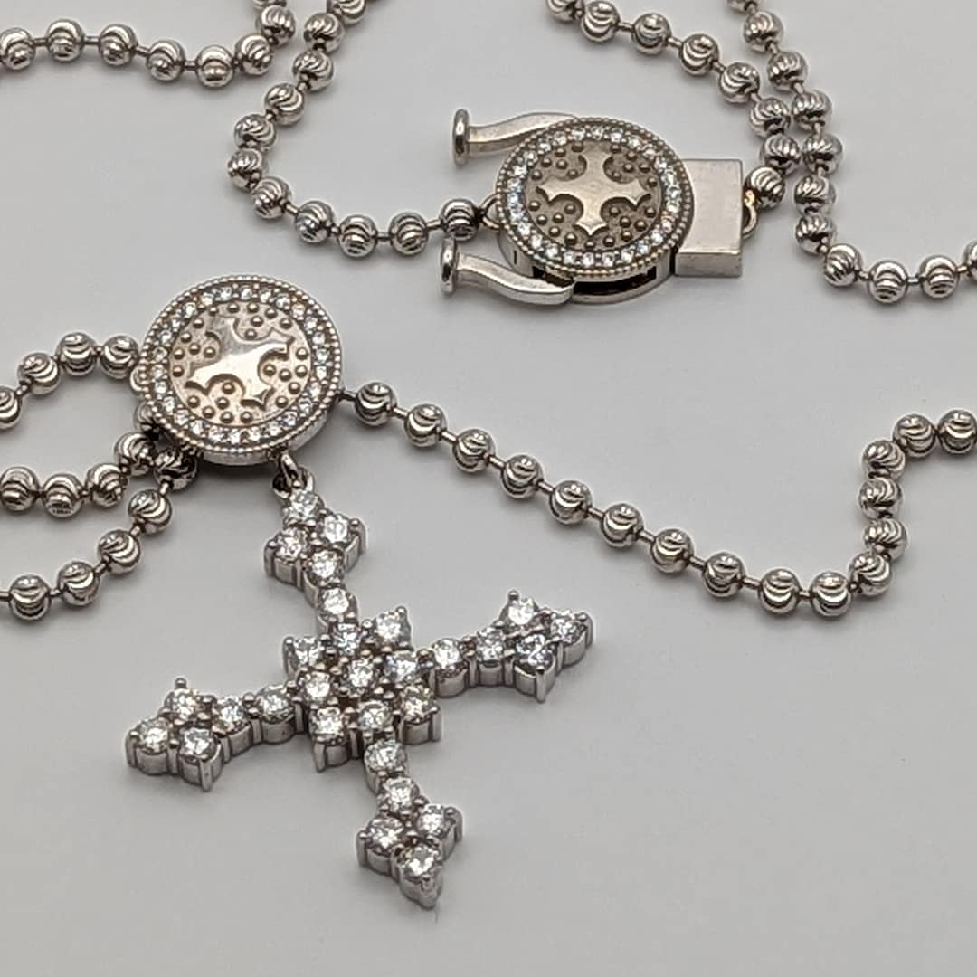 ETHOS + P SIGN DIAMOND NECKLACE PENDANT (585) - Image 6