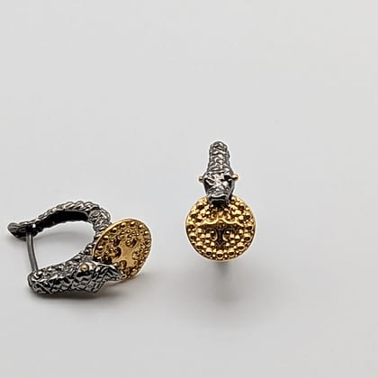 METAL + SERPENT EARRINGS (925 Blk Rh 18K YGV)